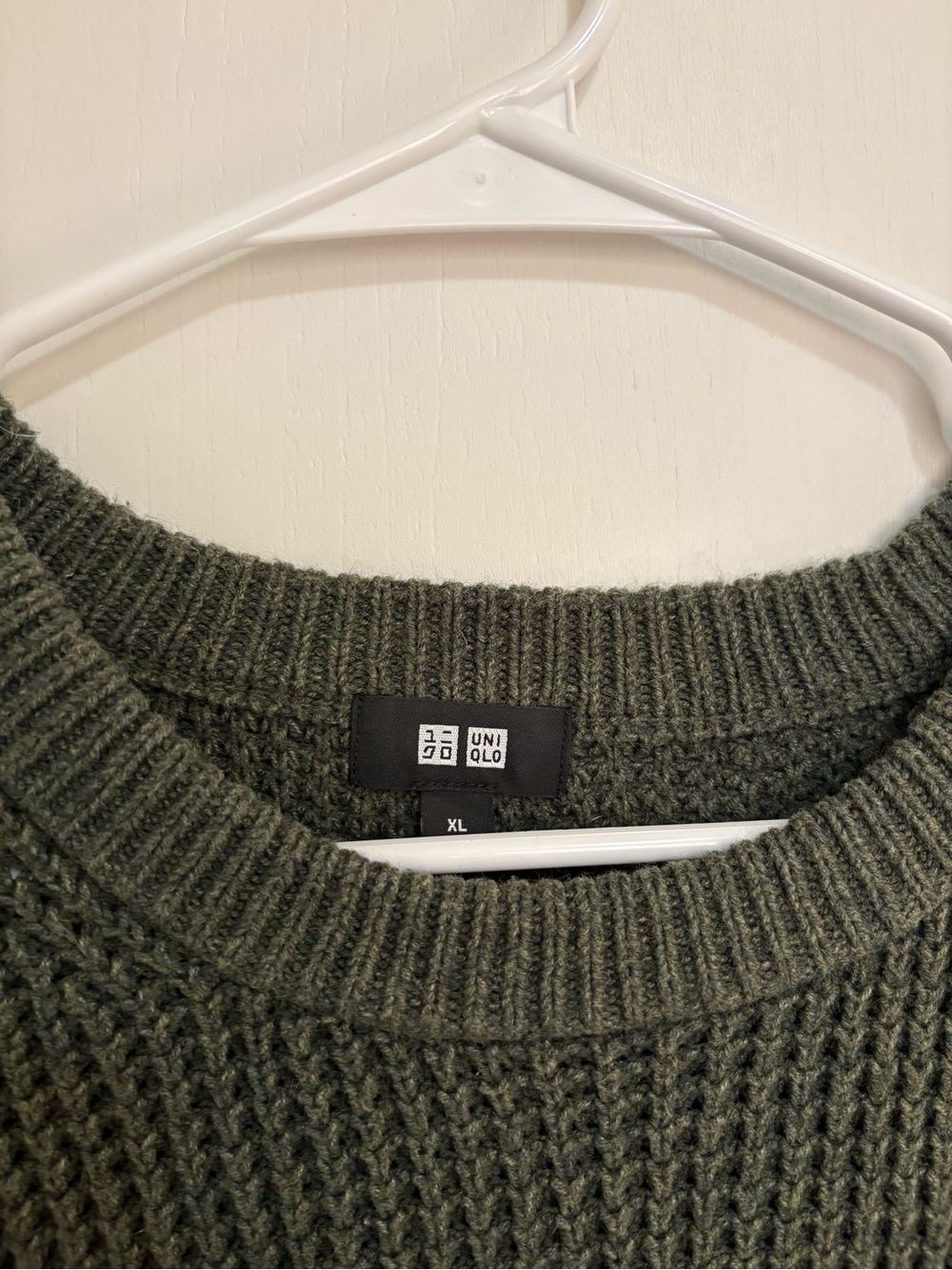 Uniqlo Mens Waffle Knit Crew Neck Sweater Green Cotton Blend XL Preppy - Picture 4 of 8